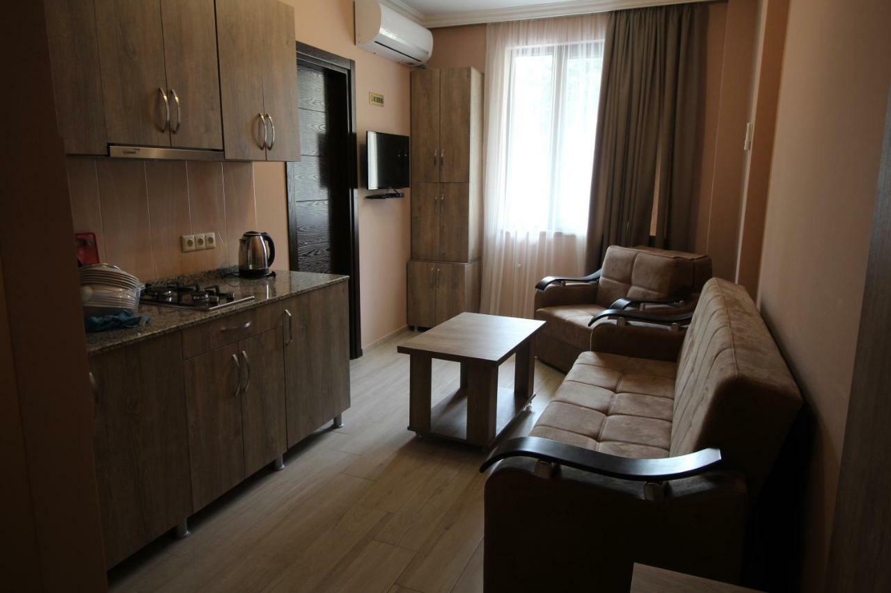 Jeal Apartments Batumi Bagian luar foto